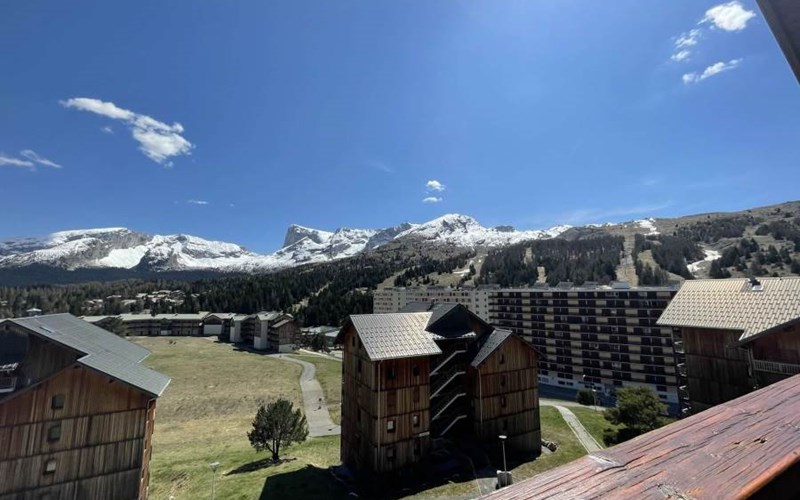 CHALETS SUPERD HELIANTHEME Location CHALETS SUPERD HELIANTHEME à SUPERDEVOLUY