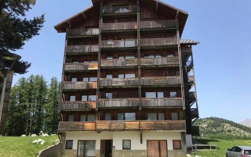 CHALETS SUPERD ANCOLIE Location CHALETS SUPERD ANCOLIE à SUPERDEVOLUY