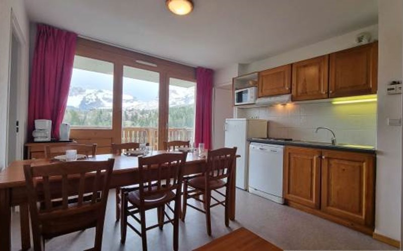 TOITS DU DEVOLUY D Location TOITS DU DEVOLUY D à SUPERDEVOLUY