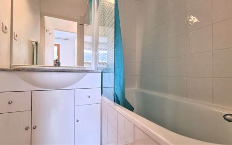 TOITS DU DEVOLUY F Location TOITS DU DEVOLUY F à SUPERDEVOLUY