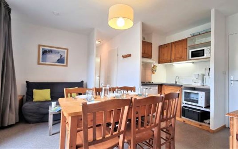 TOITS DU DEVOLUY F Location TOITS DU DEVOLUY F à SUPERDEVOLUY