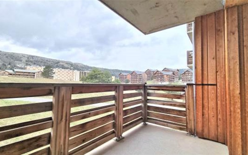 TOITS DU DEVOLUY F Location TOITS DU DEVOLUY F à SUPERDEVOLUY