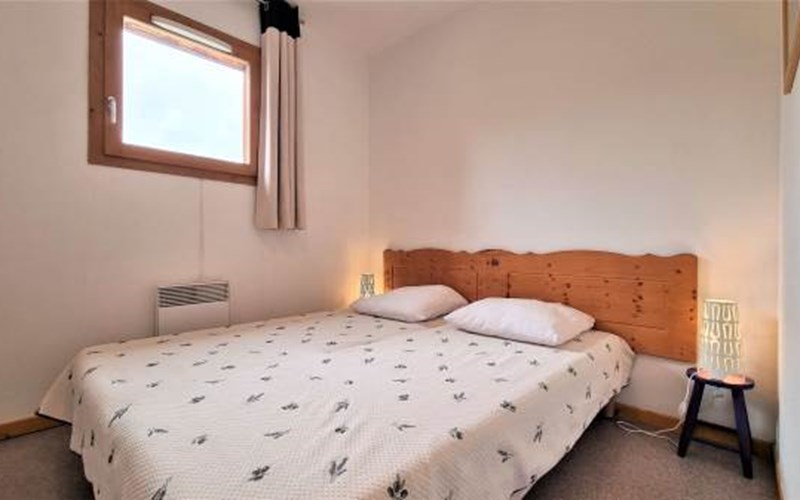 TOITS DU DEVOLUY F Location TOITS DU DEVOLUY F à SUPERDEVOLUY