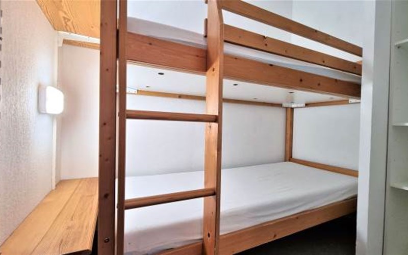 TOITS DU DEVOLUY F Location TOITS DU DEVOLUY F à SUPERDEVOLUY