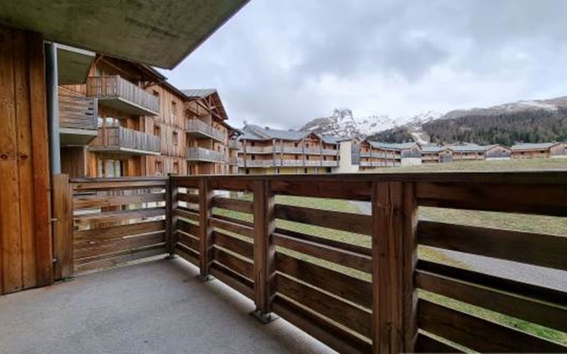 TOITS DU DEVOLUY F Location TOITS DU DEVOLUY F à SUPERDEVOLUY