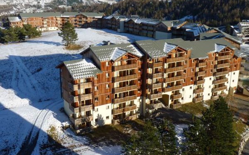 TOITS DU DEVOLUY F Location TOITS DU DEVOLUY F à SUPERDEVOLUY