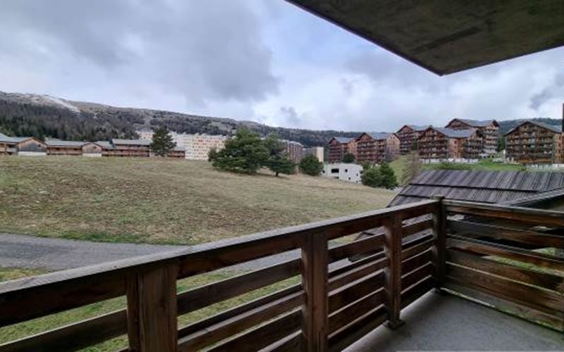 TOITS DU DEVOLUY F Location TOITS DU DEVOLUY F à SUPERDEVOLUY