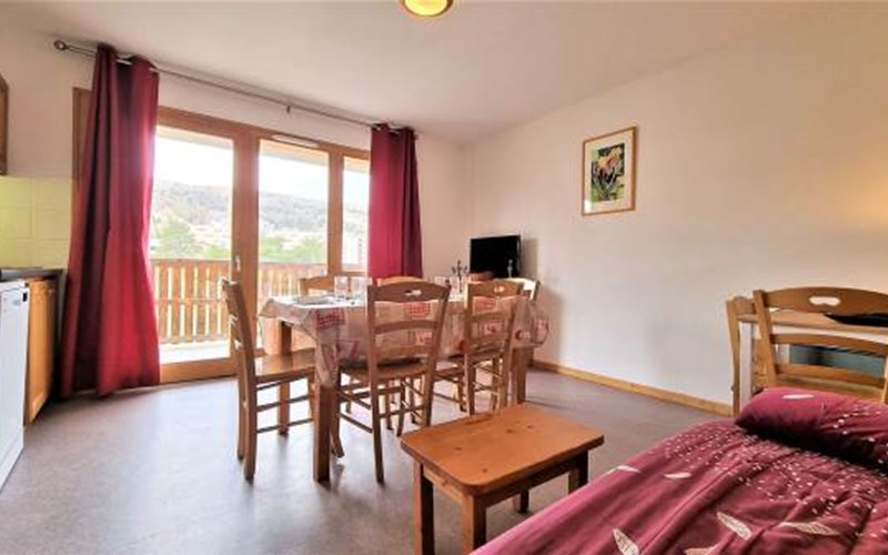 TOITS DU DEVOLUY F Location TOITS DU DEVOLUY F à SUPERDEVOLUY