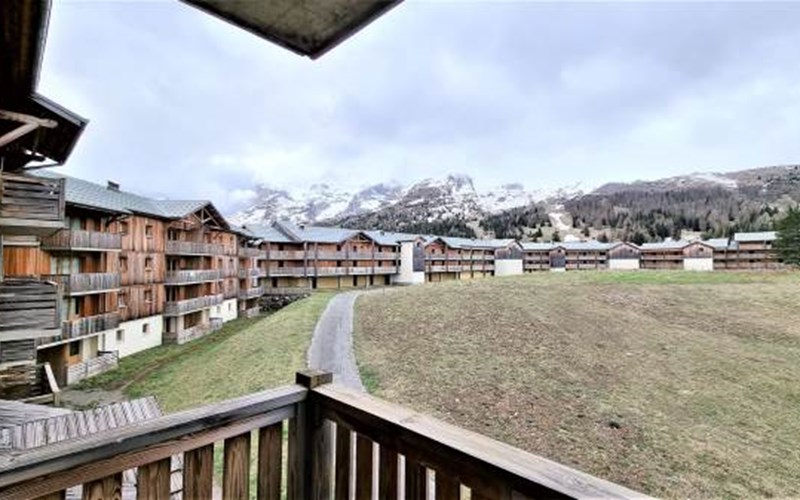 TOITS DU DEVOLUY F Location TOITS DU DEVOLUY F à SUPERDEVOLUY