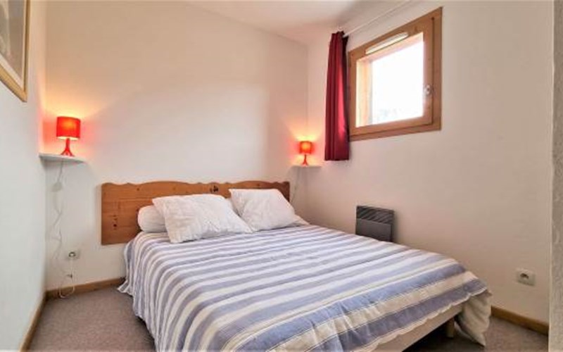 TOITS DU DEVOLUY F Location TOITS DU DEVOLUY F à SUPERDEVOLUY