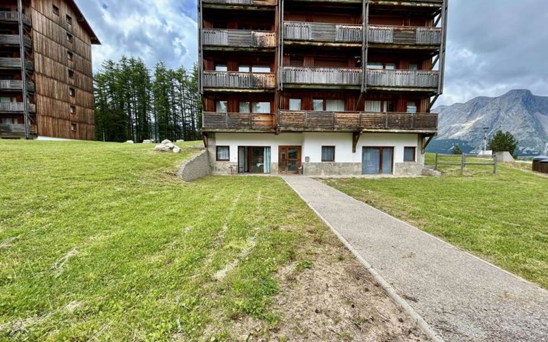 CHALETS SUPERD ANCOLIE Location CHALETS SUPERD ANCOLIE à SUPERDEVOLUY