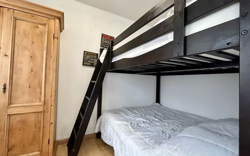 CHALETS SUPERD ANCOLIE Location CHALETS SUPERD ANCOLIE à SUPERDEVOLUY