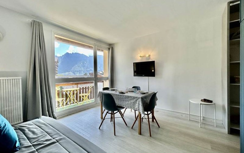 BOIS D'AUROUZE COSTEBELLE Location BOIS D'AUROUZE COSTEBELLE à SUPERDEVOLUY