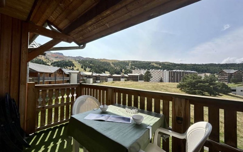 TOITS DU DEVOLUY E Location TOITS DU DEVOLUY E à SUPERDEVOLUY