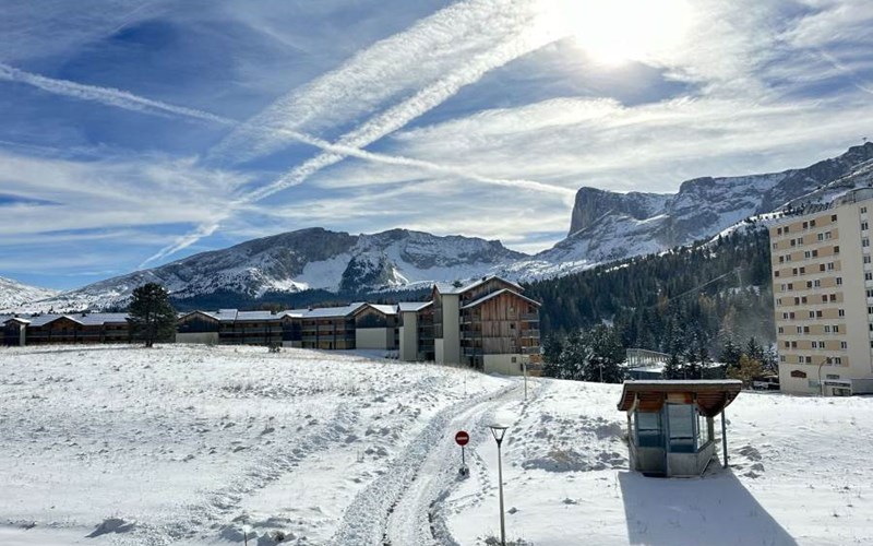 CHALETS SUPERD EGLANTIER Location CHALETS SUPERD EGLANTIER à SUPERDEVOLUY