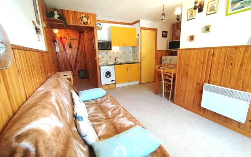 AURANS Location AURANS à REALLON