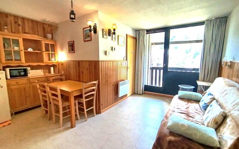 AURANS Location AURANS à REALLON