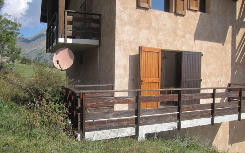 OUCANES Location OUCANES à REALLON