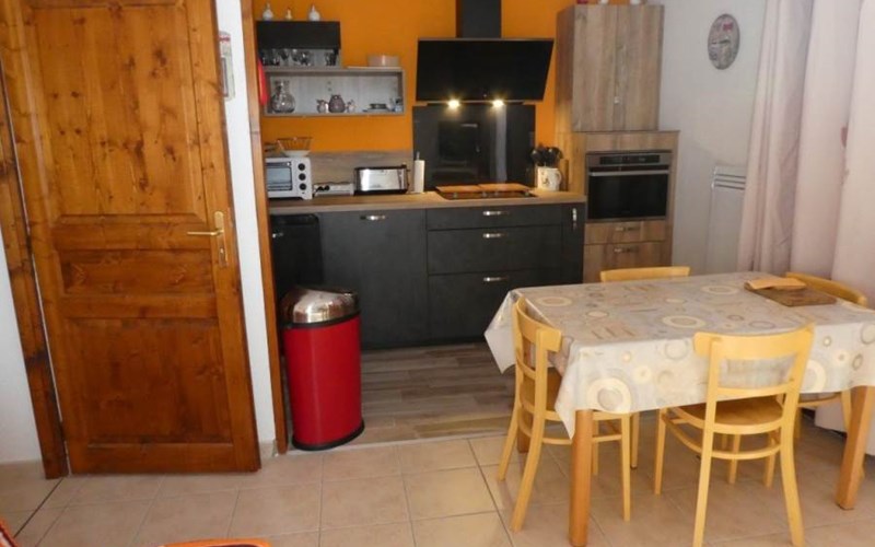 OUCANES Location OUCANES à REALLON