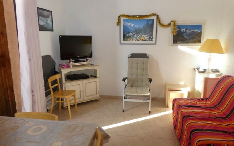 OUCANES Location OUCANES à REALLON