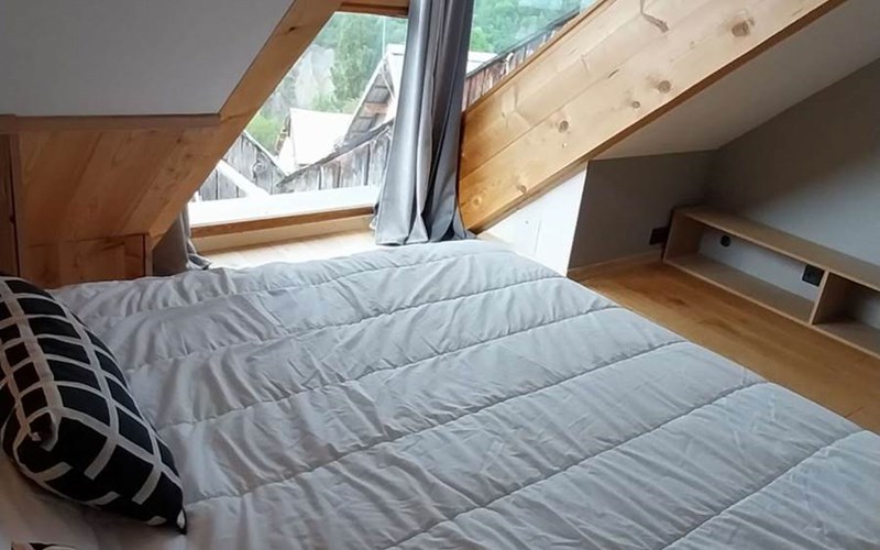 MEANS Location MEANS à REALLON