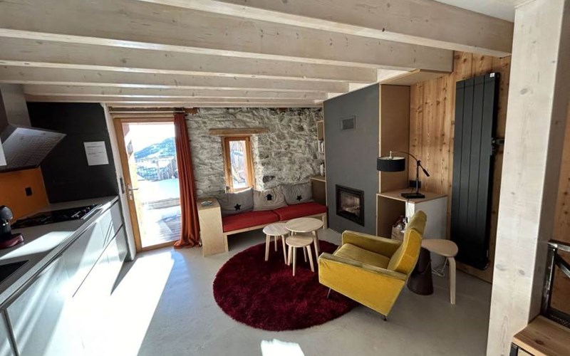 MEANS Location MEANS à REALLON