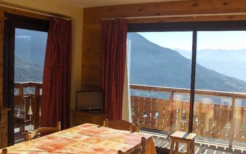 JOUBELLE Location JOUBELLE à REALLON