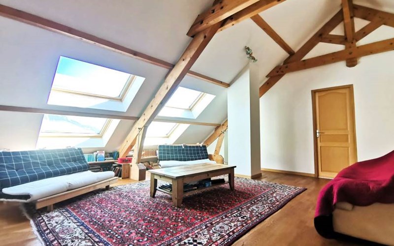 CHAL PRA PRUNIER Location CHAL PRA PRUNIER à REALLON