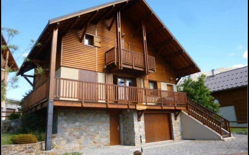 CHALET CROCUS Location CHALET CROCUS à REALLON