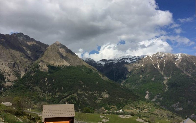 CHALETS DES AIGUILLES Location CHALETS DES AIGUILLES à REALLON