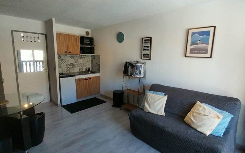 COMETE Location COMETE à REALLON