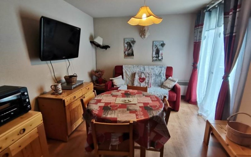 COMETE Location COMETE à REALLON