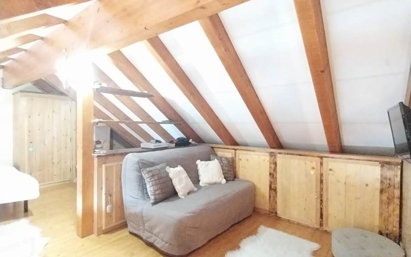 MEANS Location MEANS à REALLON