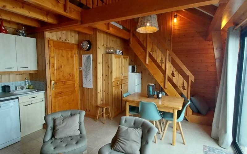 MEANS Location MEANS à REALLON