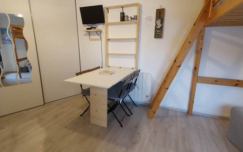 COMETE Location COMETE à REALLON