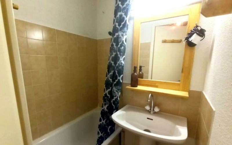 COMETE Location COMETE à REALLON