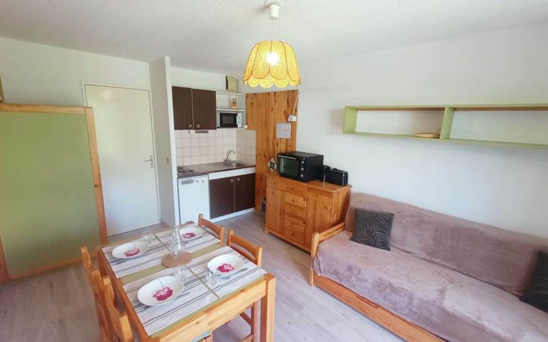 COMETE Location COMETE à REALLON