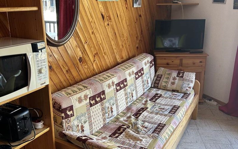 COMETE Location COMETE à REALLON