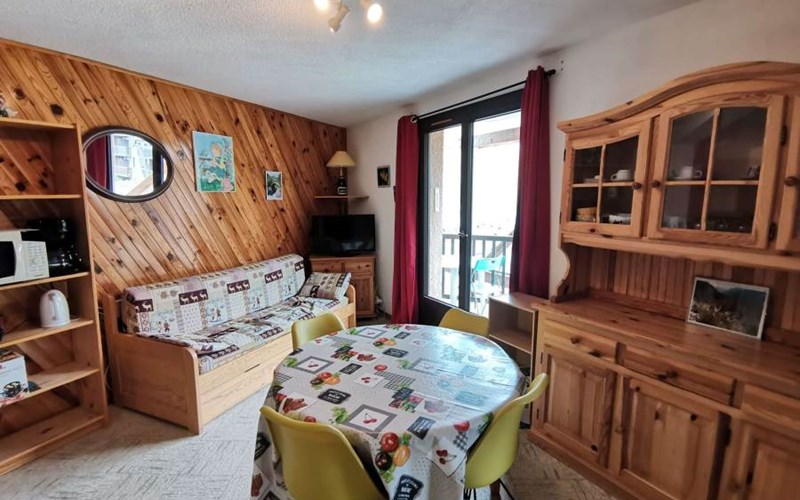 COMETE Location COMETE à REALLON