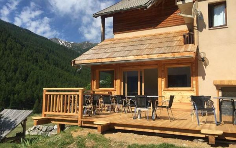 HOTEL L'ECHAILLON Location HOTEL L'ECHAILLON à NEVACHE