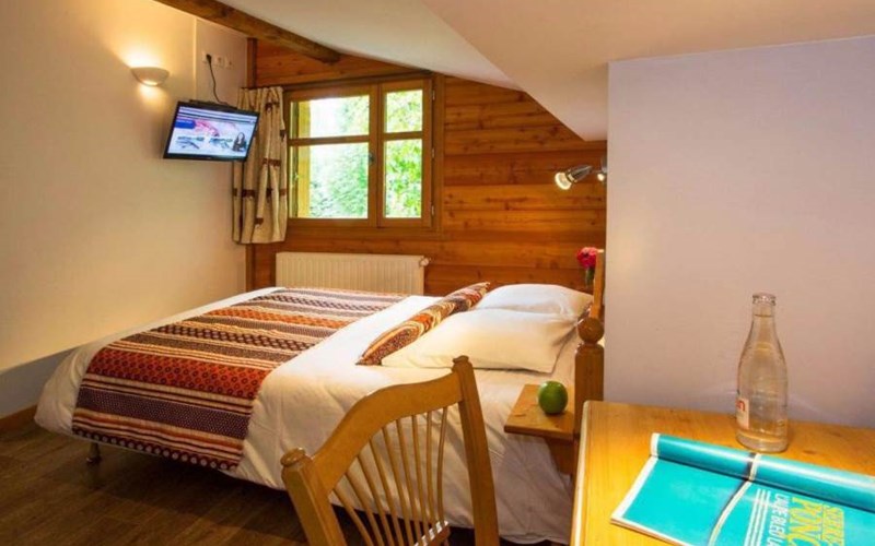 Logis Hôtel les Peupliers Location Logis Hôtel les Peupliers à EMBRUN