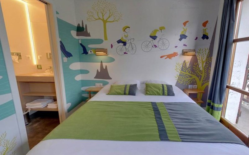 Logis Hôtel les Peupliers Location Logis Hôtel les Peupliers à EMBRUN