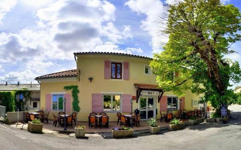 Logis Hôtel le Céans Location Logis Hôtel le Céans à ORPIERRE