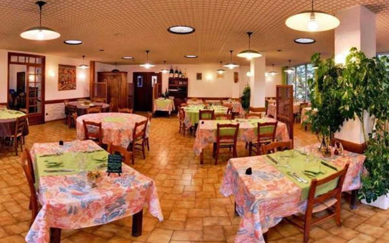 Logis Hôtel le Céans Location Logis Hôtel le Céans à ORPIERRE