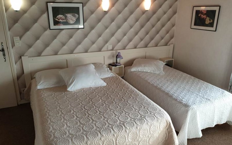 Logis Hôtel les Géraniums Location Logis Hôtel les Géraniums à ABRIES