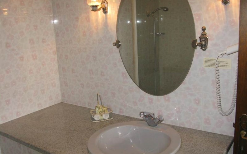 Logis Hôtel les Géraniums Location Logis Hôtel les Géraniums à ABRIES