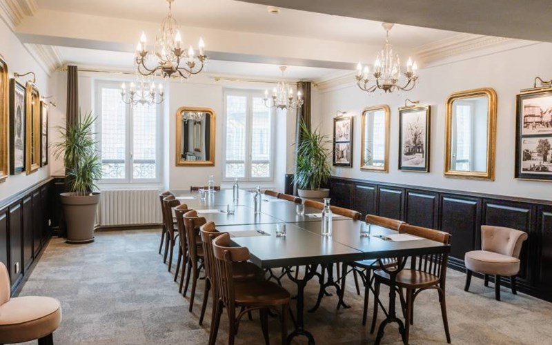 Logis Hôtel de la Mairie Location Logis Hôtel de la Mairie à EMBRUN