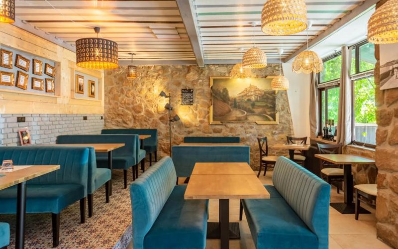 Logis Hôtel Beauséjour Location Logis Hôtel Beauséjour à ABRIES