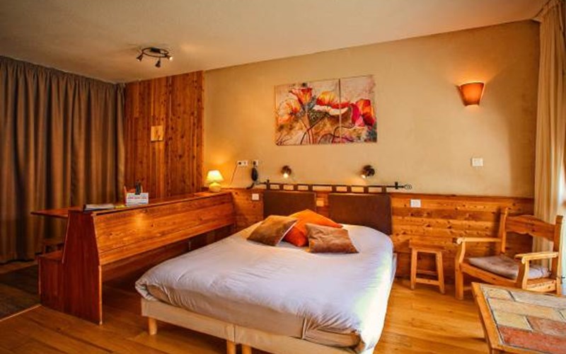 Logis Hôtel & SPA la Ferme de l'Izoard Location Logis Hôtel & SPA la Ferme de l'Izoard à ARVIEUX