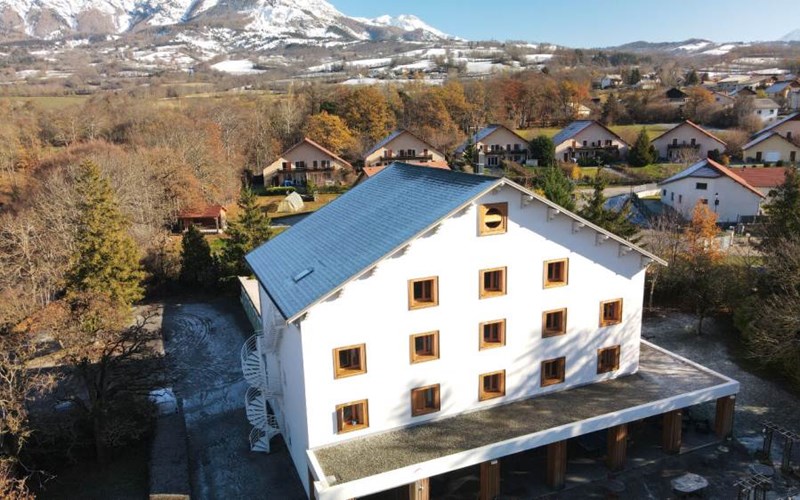 Hôtel la Cremaillère Location Hôtel la Cremaillère à ST BONNET EN CHAMPSAUR